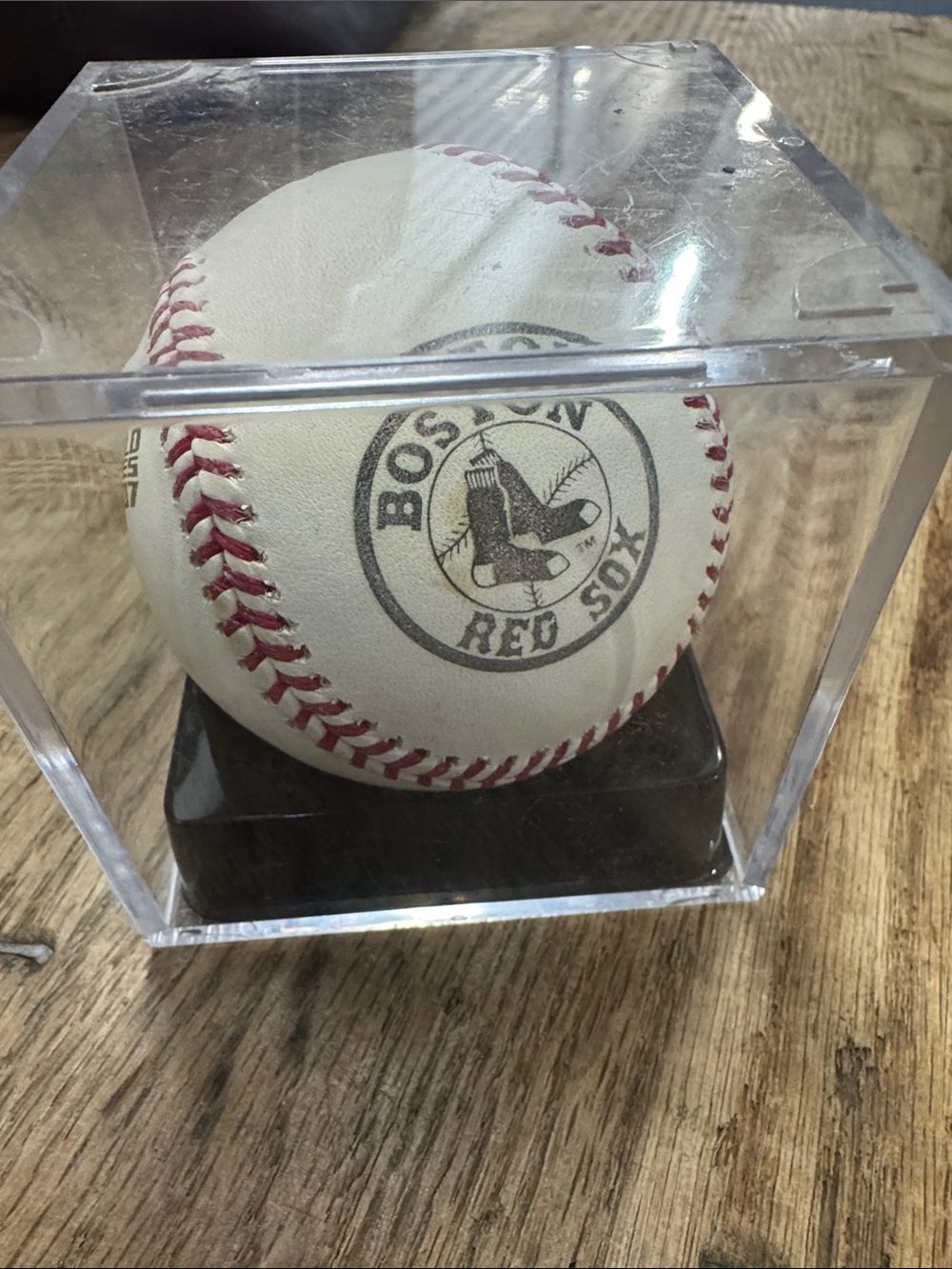 Boston Red Sox World Series 2007  baseball in Display box